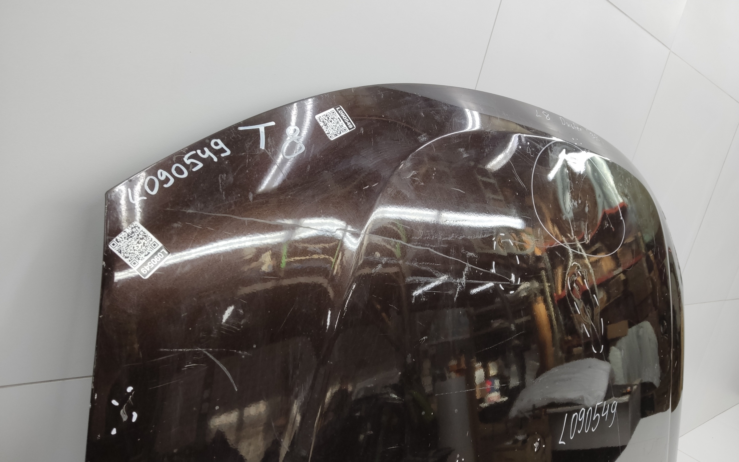 Капот Renault Duster 1 " Api "