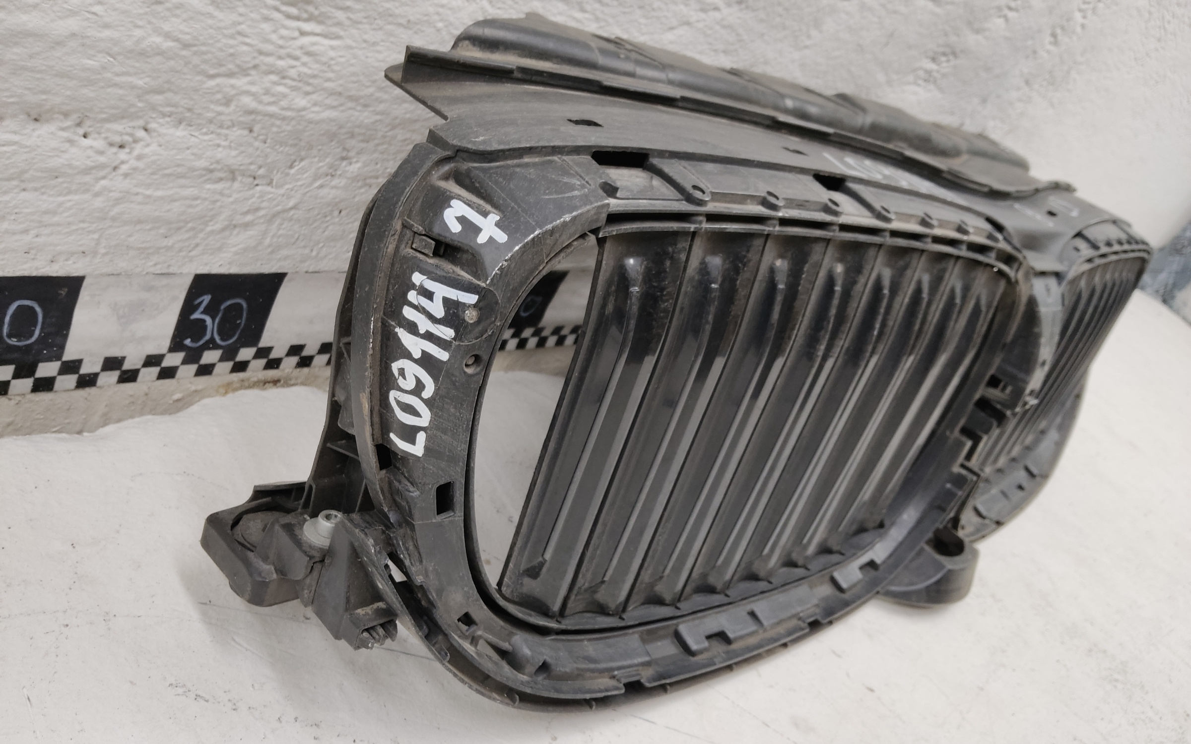 Жалюзи решетки радиатора BMW 7er G11