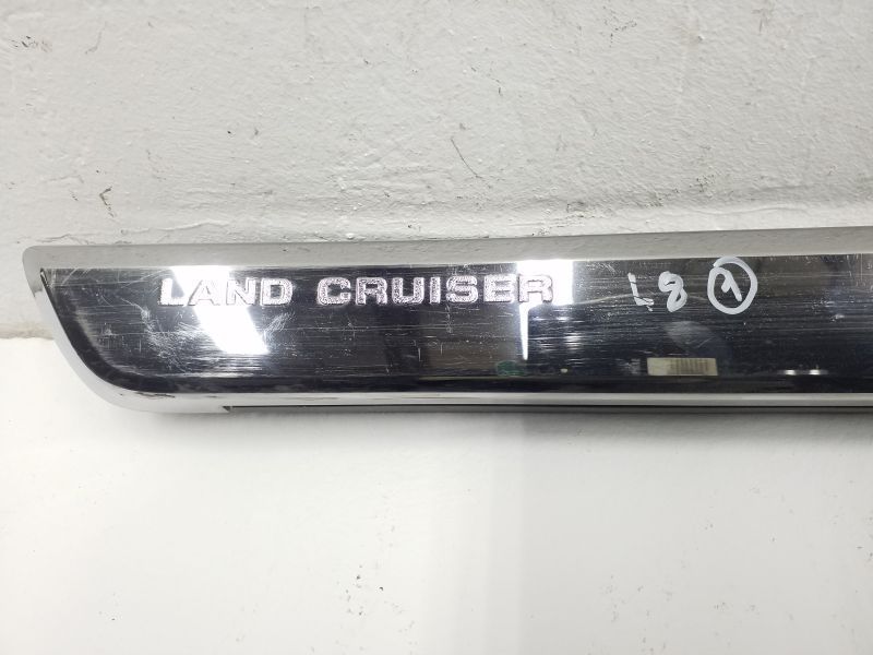 Накладка хром двери задней правой Toyota Land Cruiser 200 Restail 2