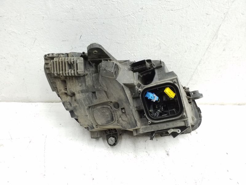 Фара передняя левая Mercedes Benz C-klasse W205 LED