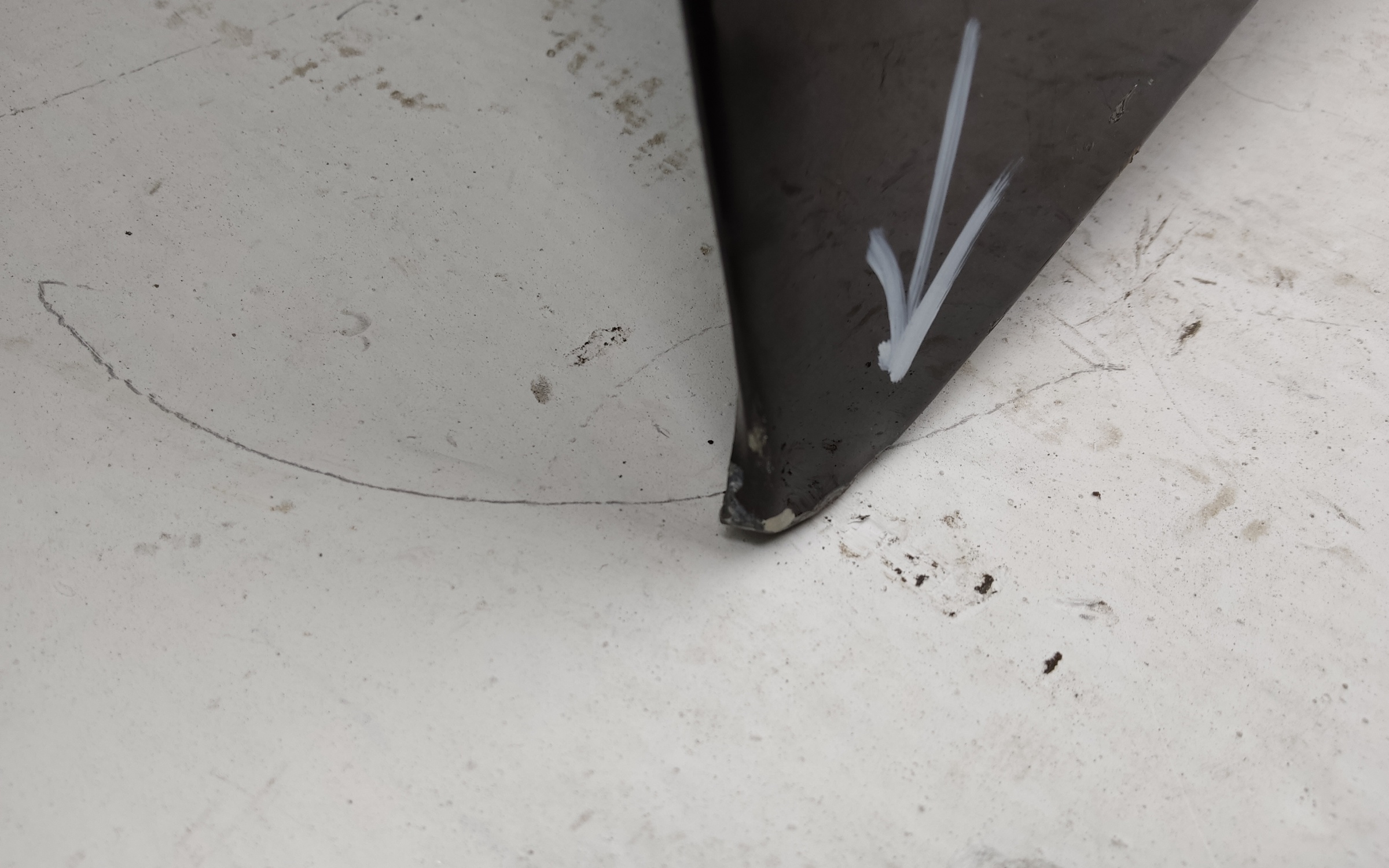 Капот Renault Logan 1 / Lada Largus