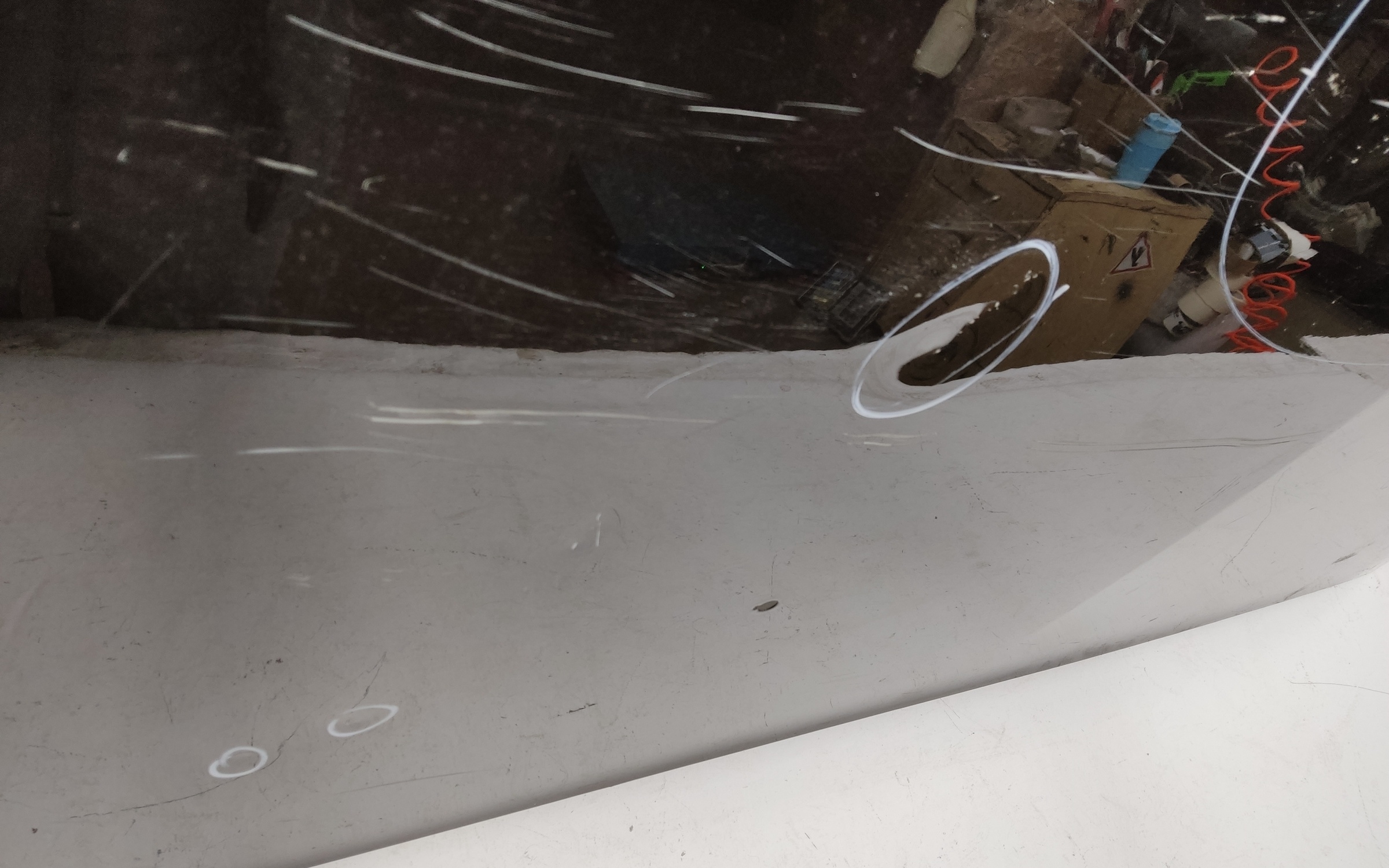 Капот Renault Logan 1 / Lada Largus