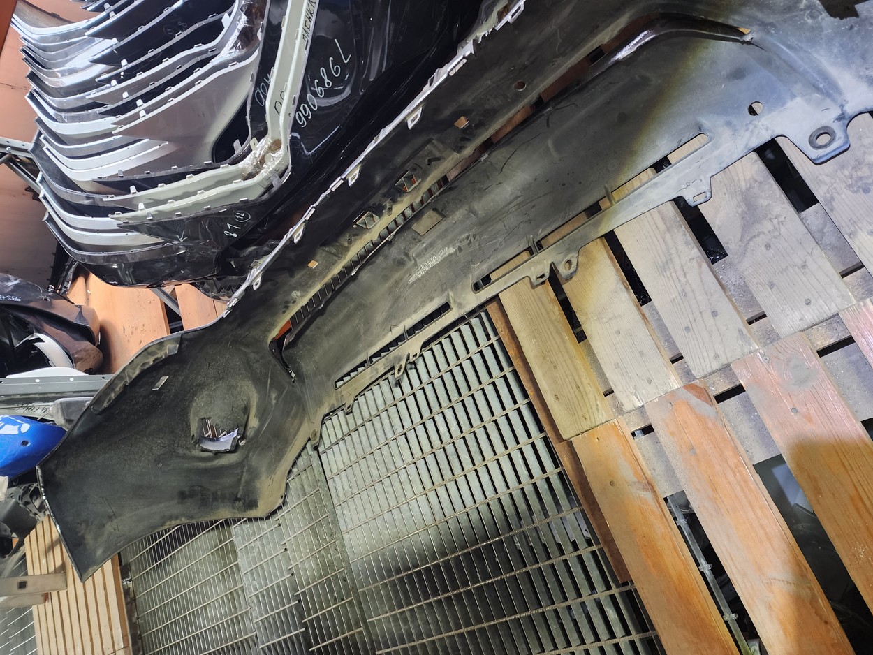 Бампер передний Toyota Land Cruiser Prado 150 Restail 1