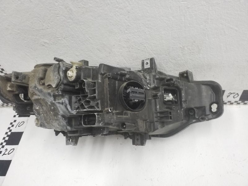 Фара передняя левая BMW 3er F30 Restail LED