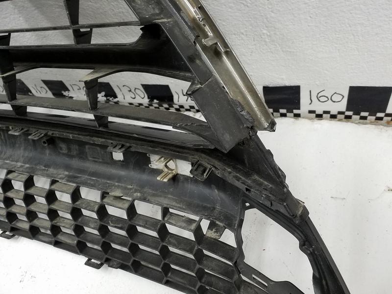 Решётка радиатора Lexus NX