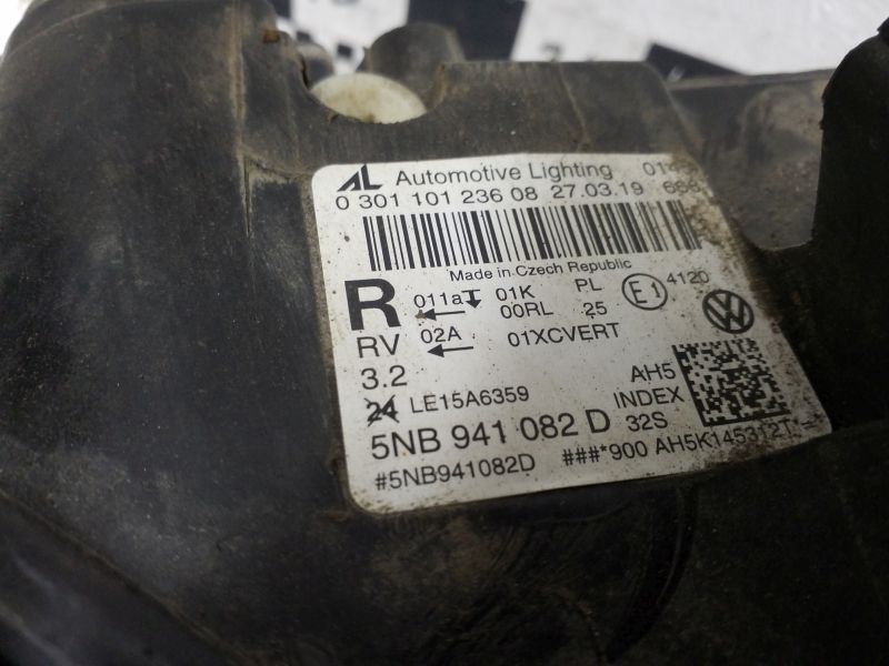 Фара передняя правая Volkswagen Tiguan 2 LED