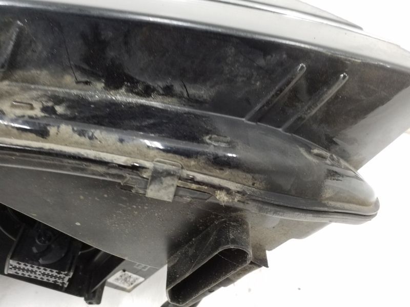 Фара передняя правая Volkswagen Tiguan 2 LED