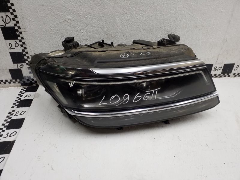 Фара передняя правая Volkswagen Tiguan 2 LED
