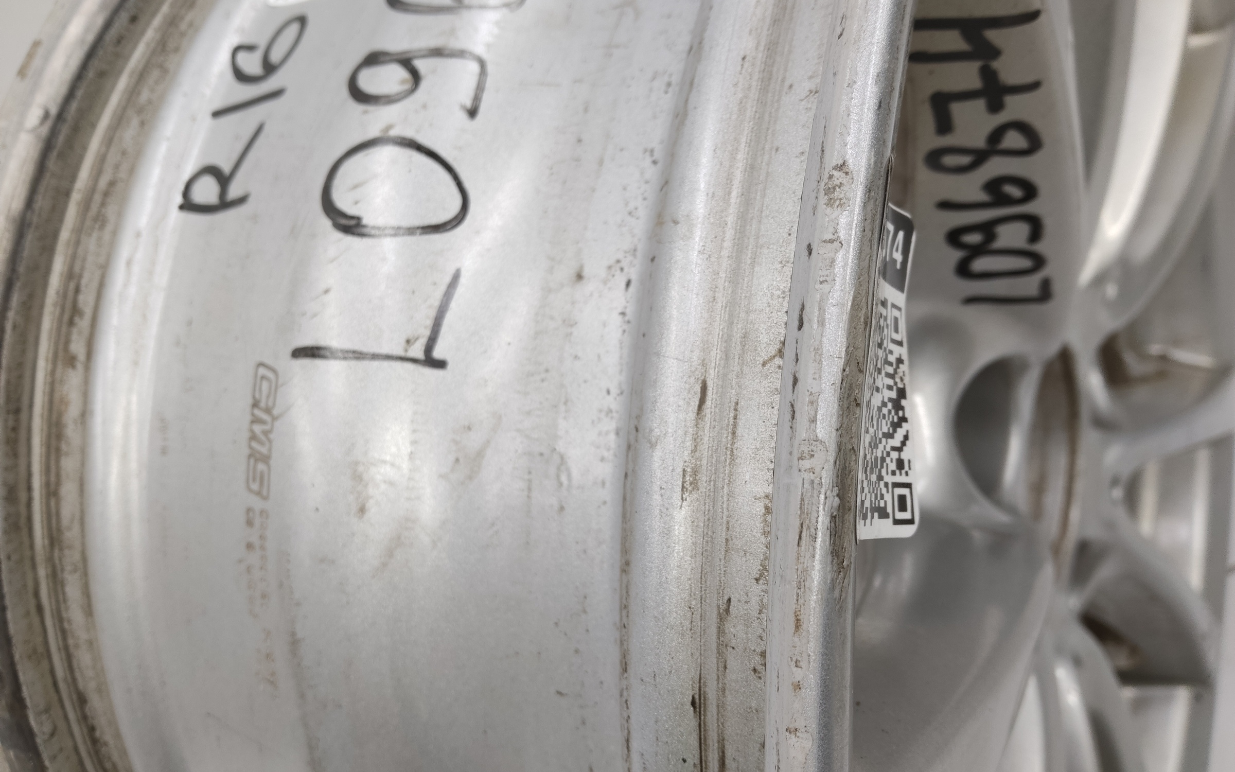 Диск колеса литой BMW 3er F30 R16