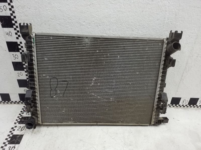 Радиатор охлаждения двигателя Renault Kaptur АКПП