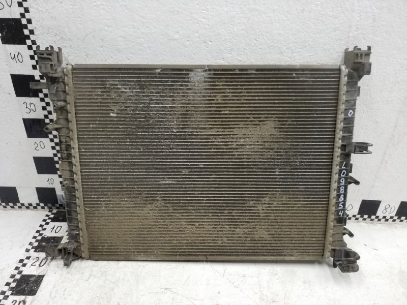 Радиатор охлаждения двигателя Renault Kaptur АКПП