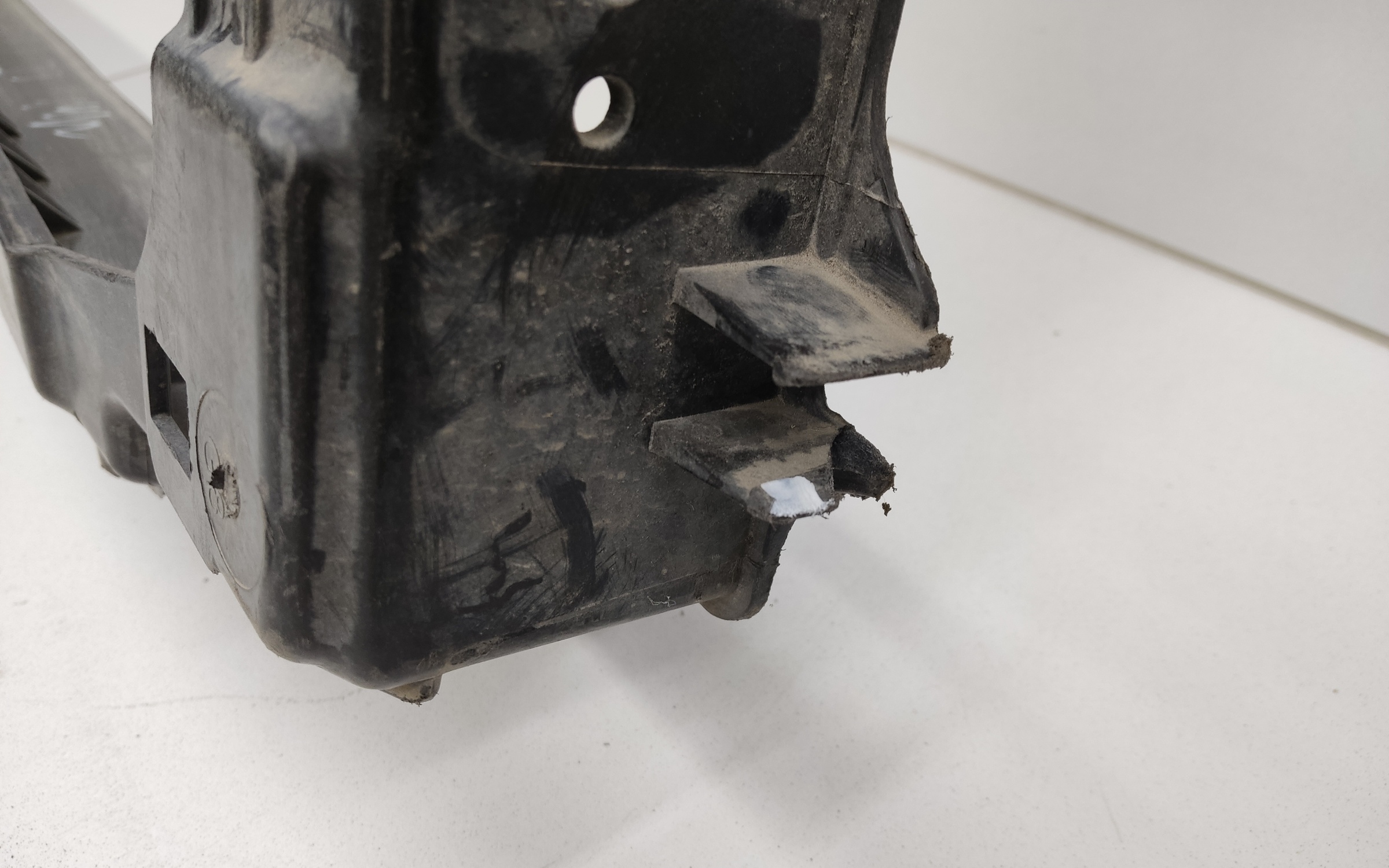 Панель передняя Volkswagen Tiguan 2  1.4L