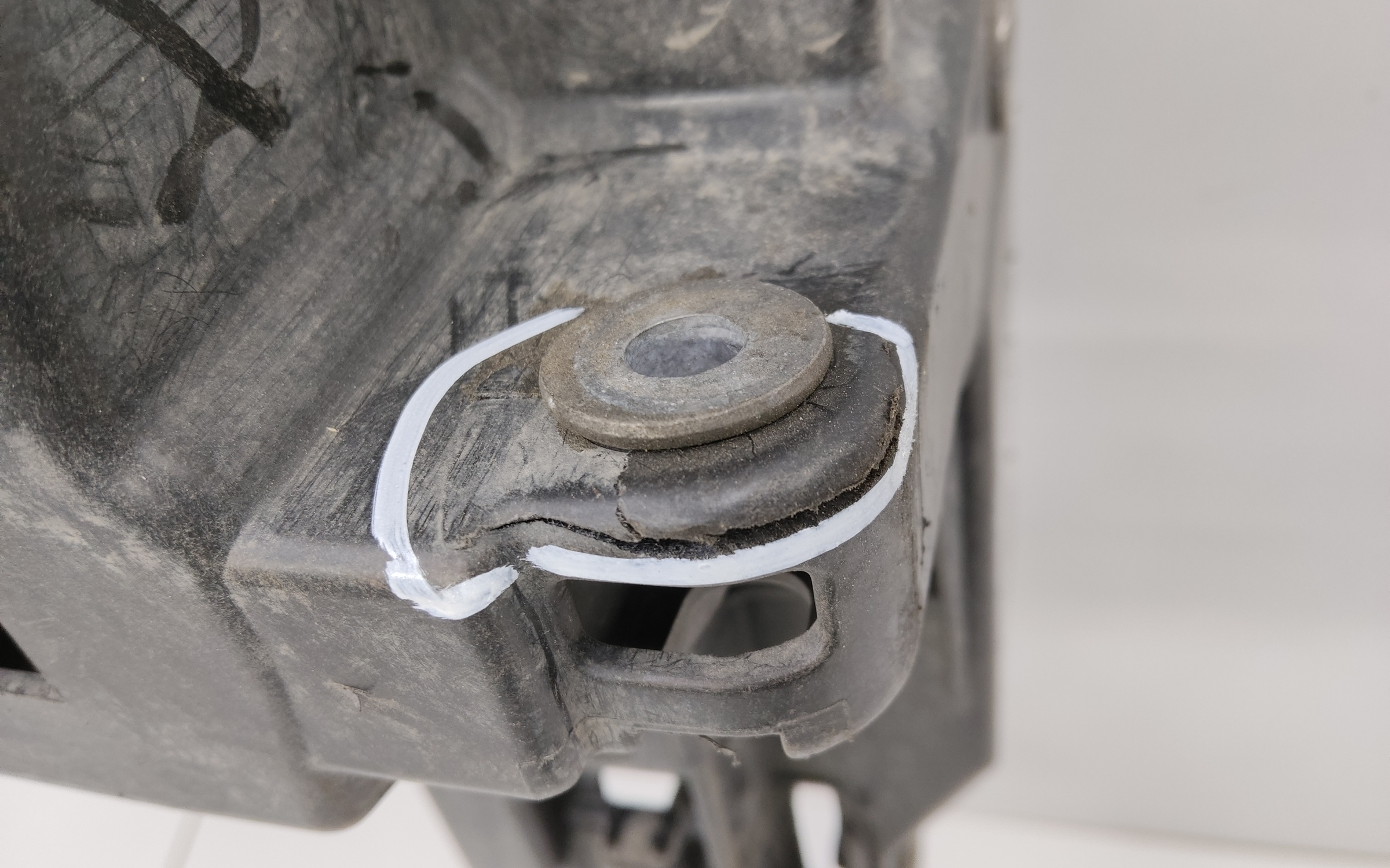 Панель передняя Volkswagen Tiguan 2  1.4L