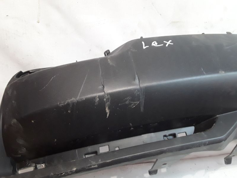 Юбка заднего бампера Lexus NX 1
