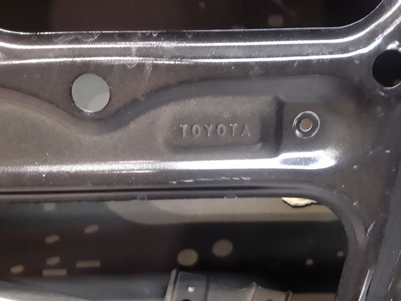 Дверь передняя правая Toyota Land Cruiser 200 Restail 2 под накладку