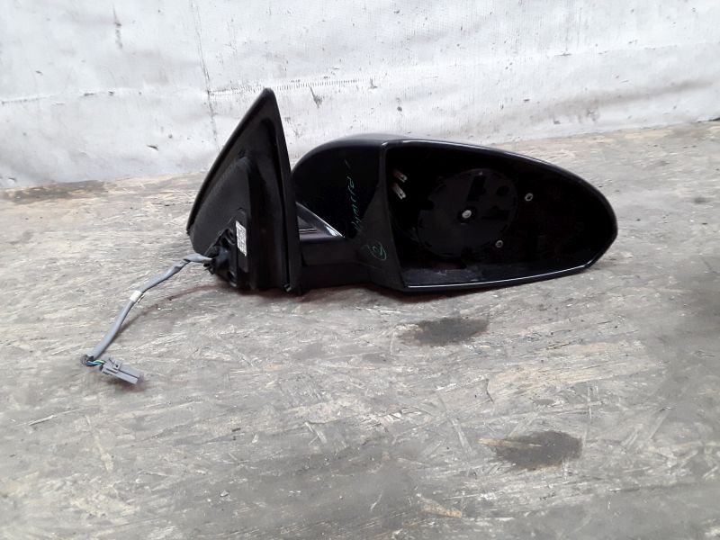 Зеркало заднего вида наружнее правое Nissan Primera 3 5 контактов