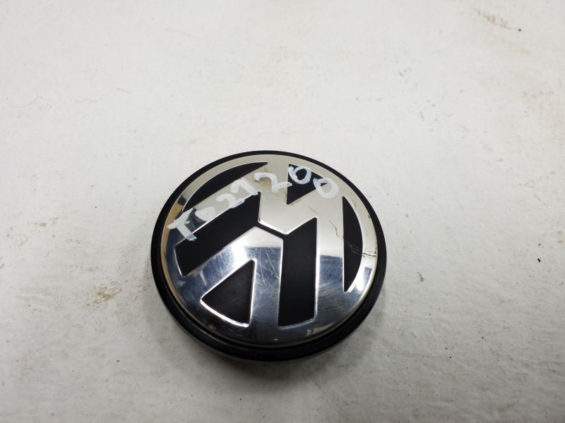 Колпачок ступицы литого диска Volkswagen Tiguan 