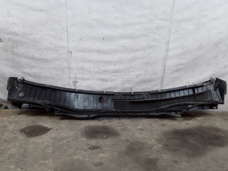 Жабо Toyota Camry V50