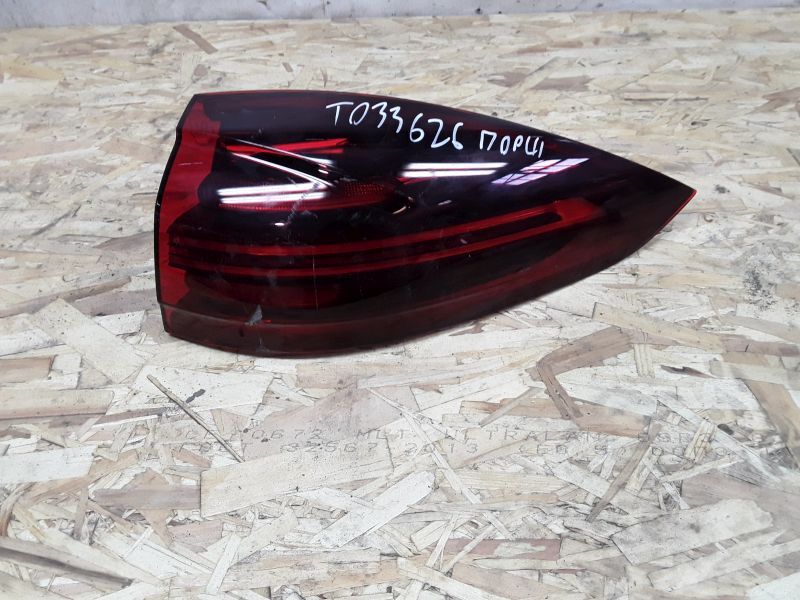 Фонарь задний правый наружный Porsche Cayenne 958 Restail LED
