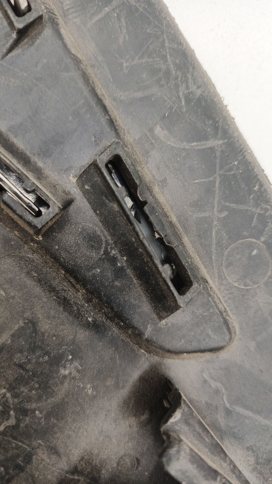 Накладка двери задней правой Renault Kaptur