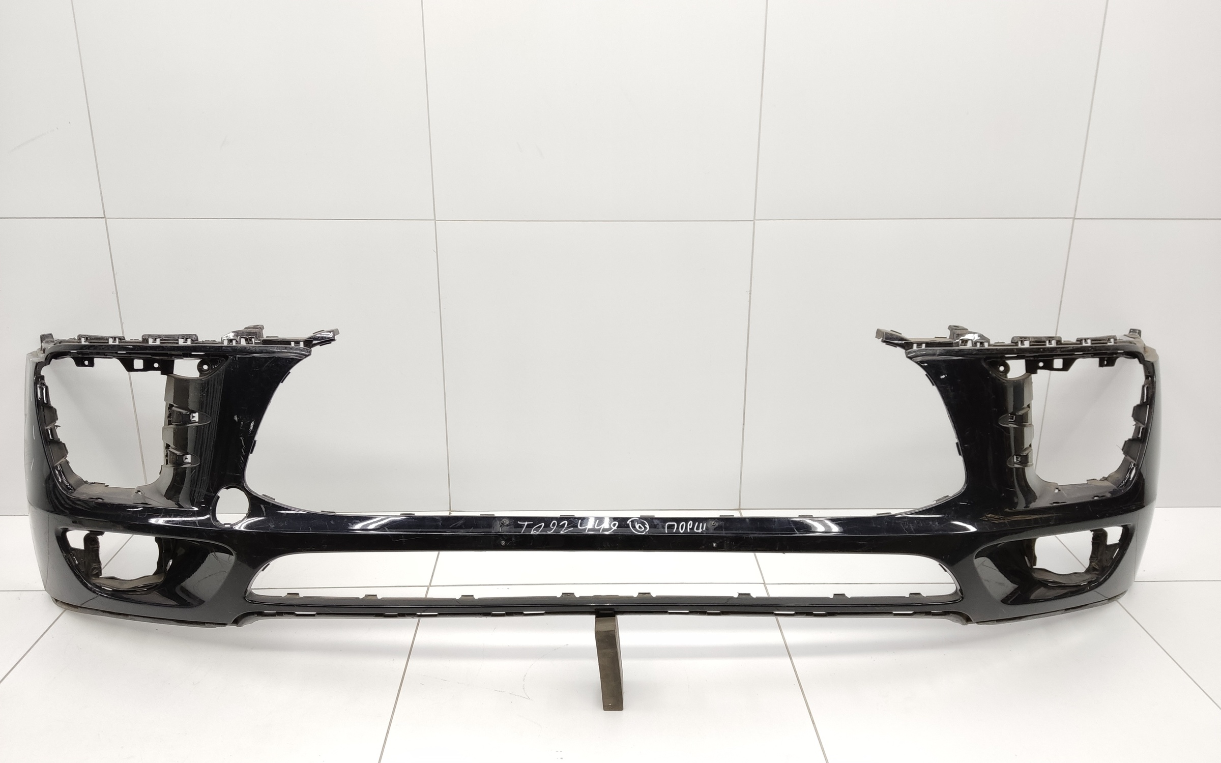 Бампер передний Porsche Macan 1