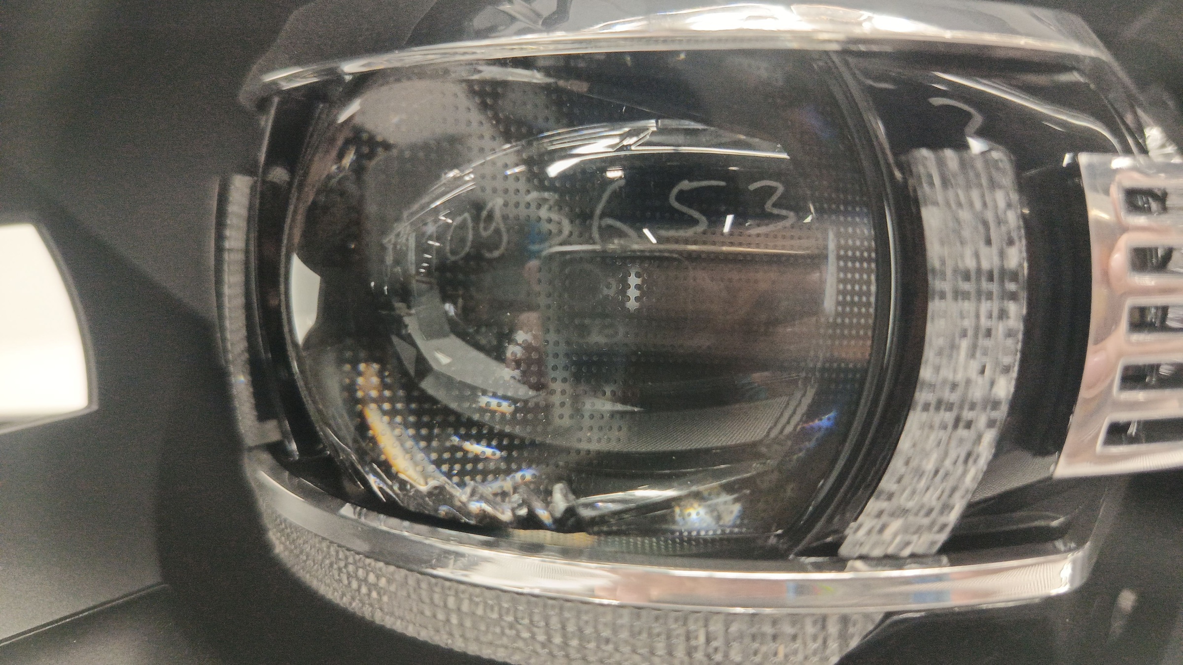 Фара передняя левая Volkswagen Passat B8 LED