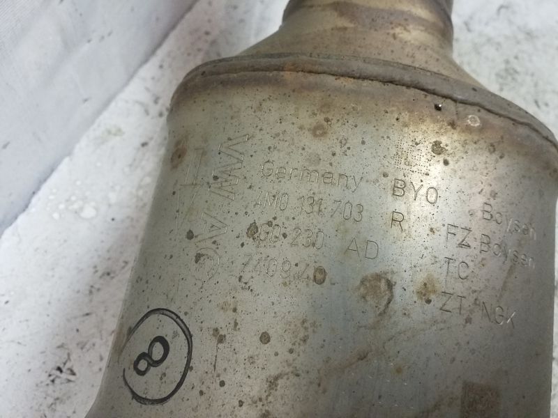 Приемная труба глушителя с катализатором Audi Q7 2