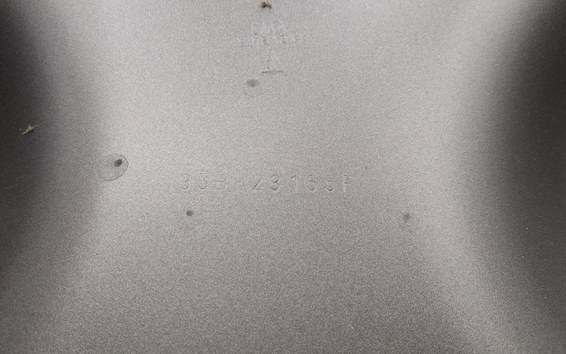 Капот Porsche Macan 1