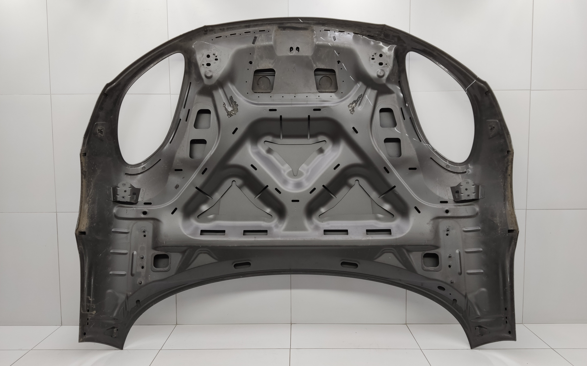 Капот Porsche Macan 1