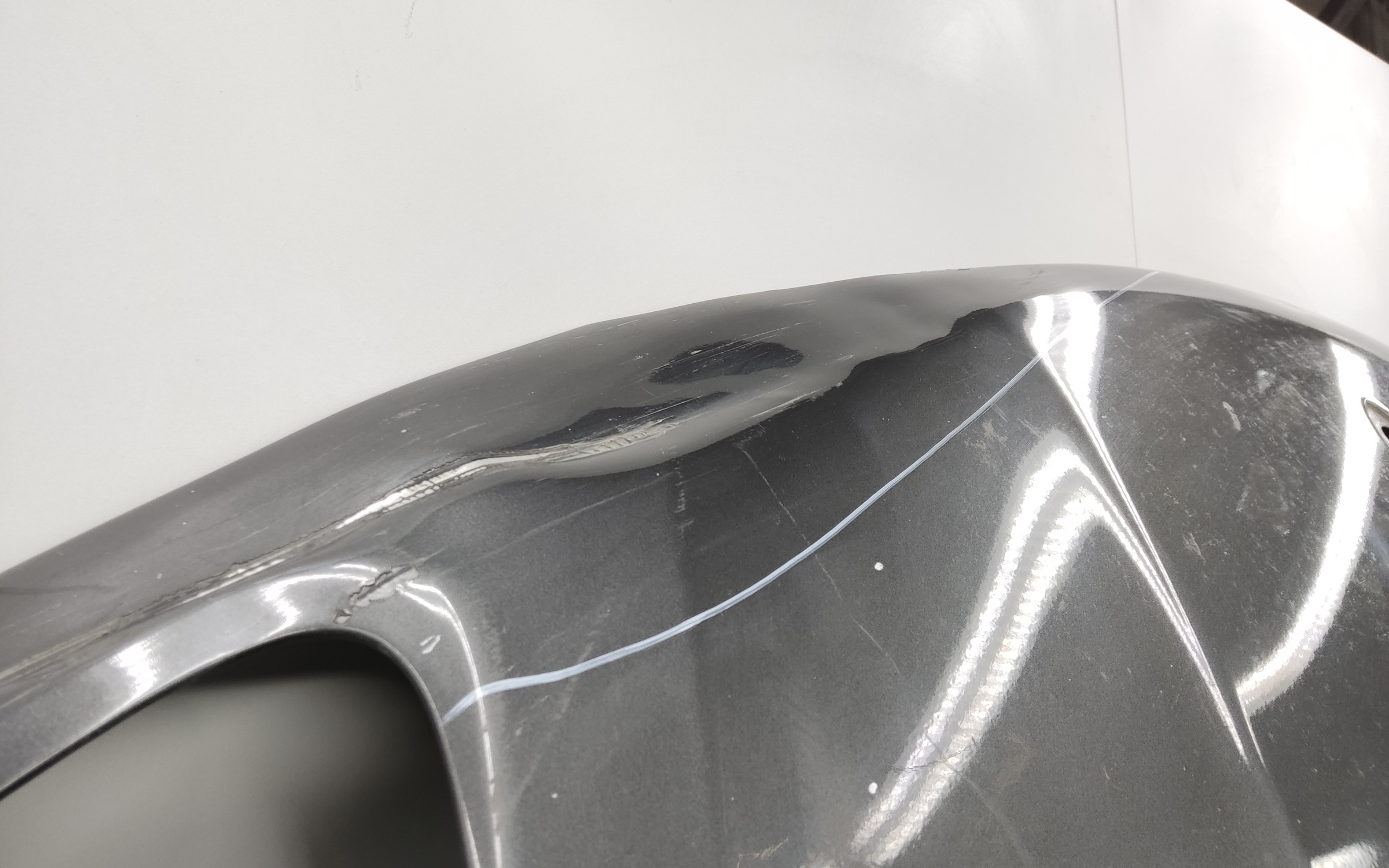 Капот Porsche Macan 1