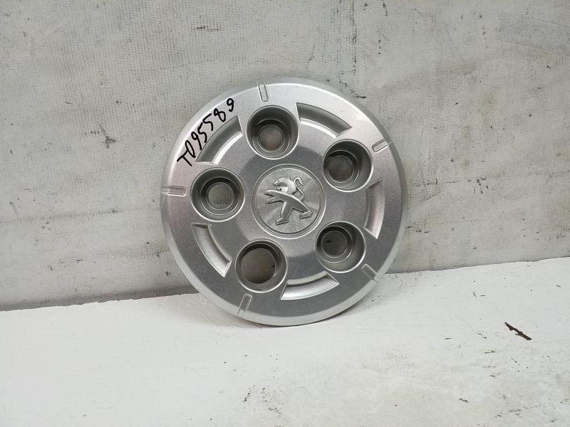 Колпак декоративный стального диска Peugeot Boxer на диск R16