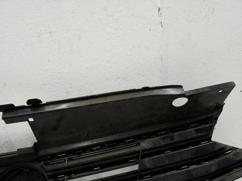 Решётка радиатора Volkswagen Passat B8