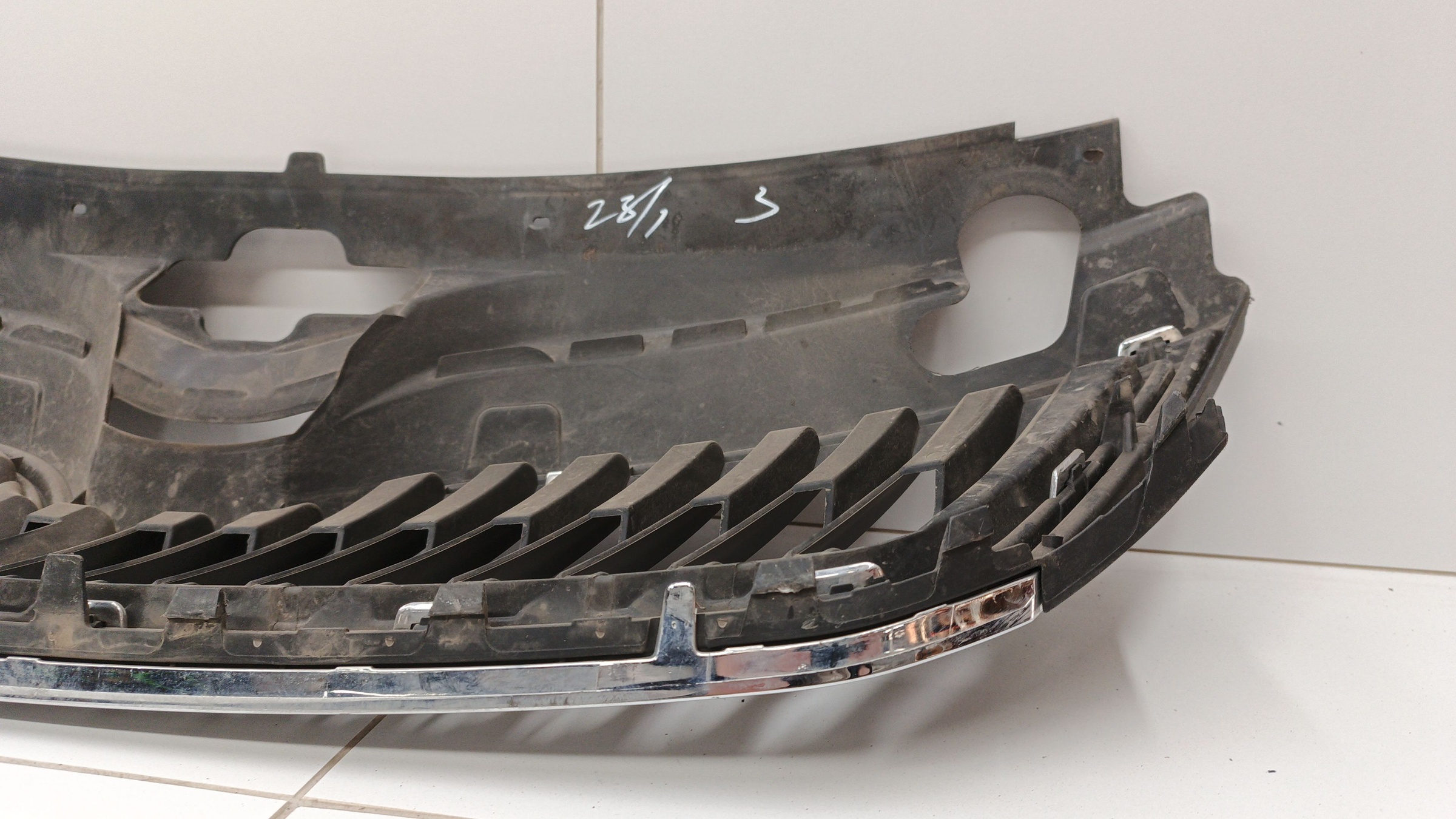 Решетка радиатора Skoda Rapid 1