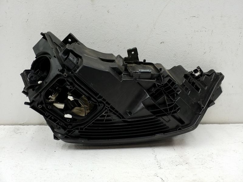 Фара передняя левая Audi A8 D5 4N LED
