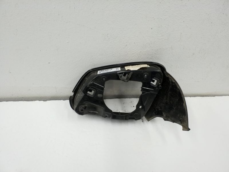 Рамка зеркала заднего вида правого BMW 3er F30