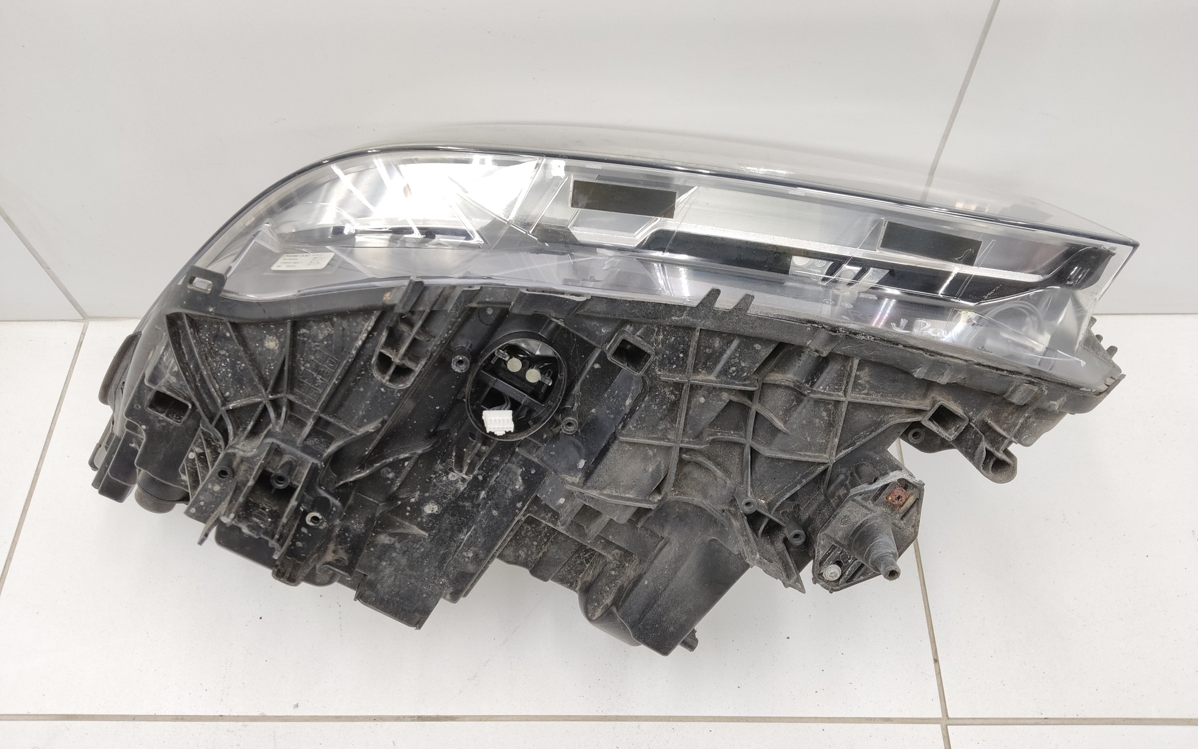 Фара передняя правая BMW 6er G32 LED адаптив