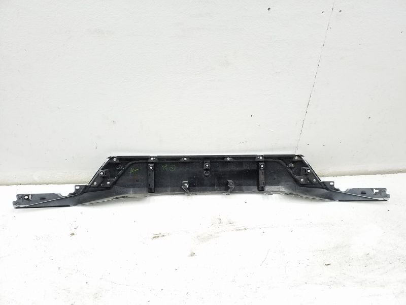 Накладка крышки багажника Mitsubishi Outlander 3 Restail 2
