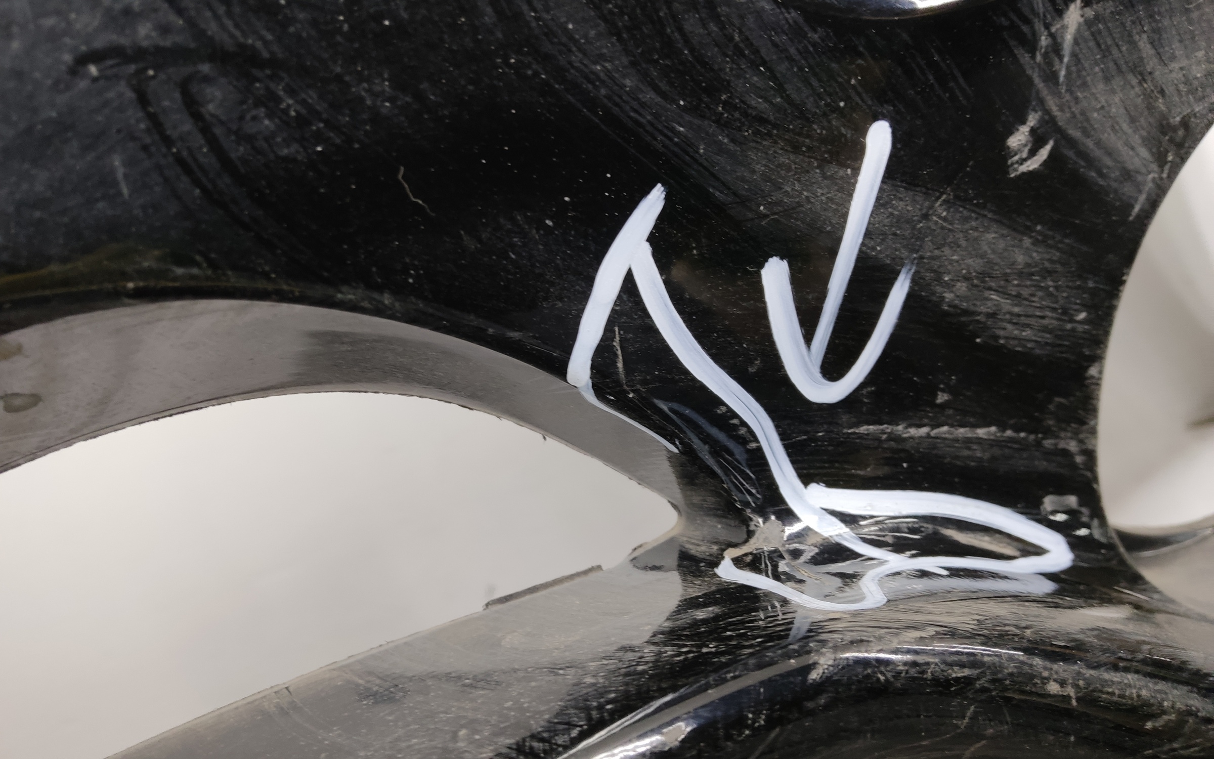 Бампер задний Kia Stinger