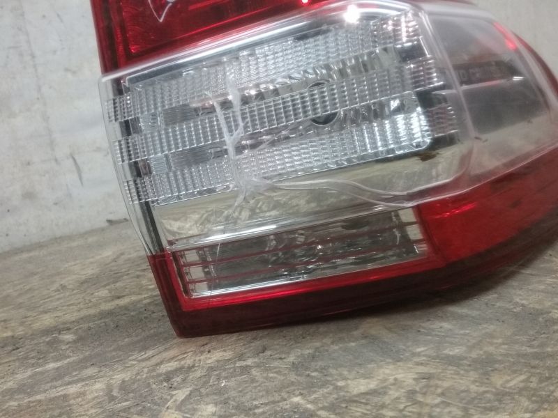 Фонарь задний правый наружный Toyota Land Cruiser Prado 150 Restail LED
