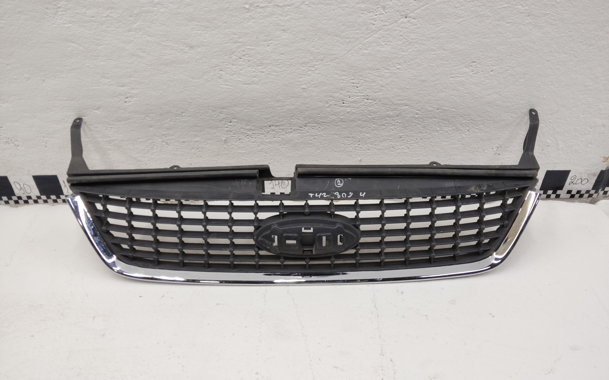 Решетка радиатора Ford Mondeo 4