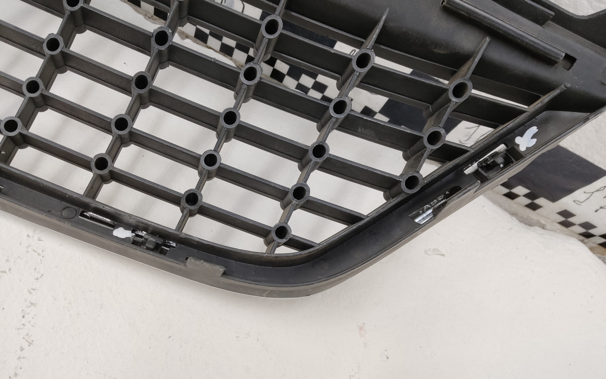 Решетка радиатора Ford Mondeo 4