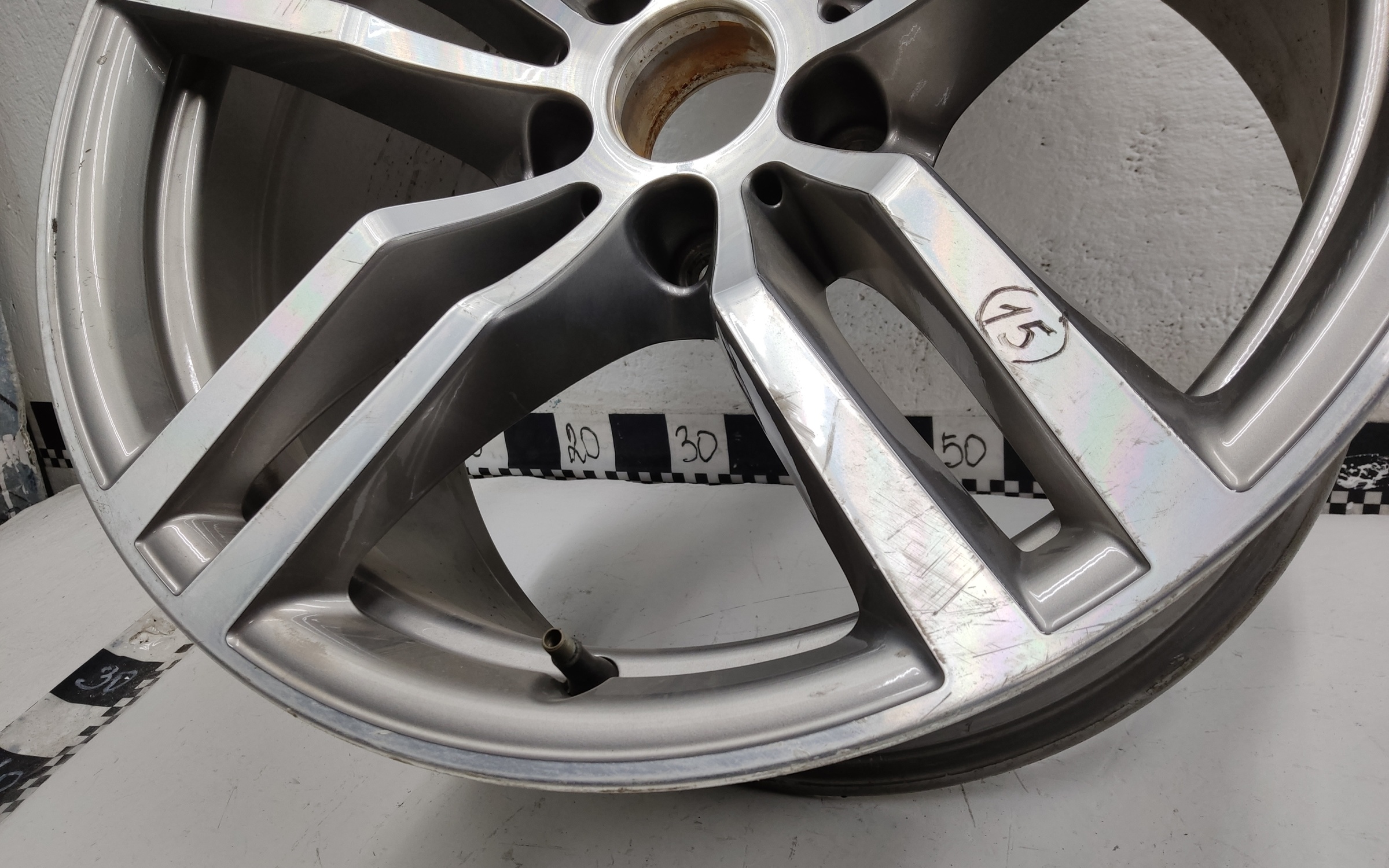 Диск колеса литой BMW X5 F15 R19 М-пакет