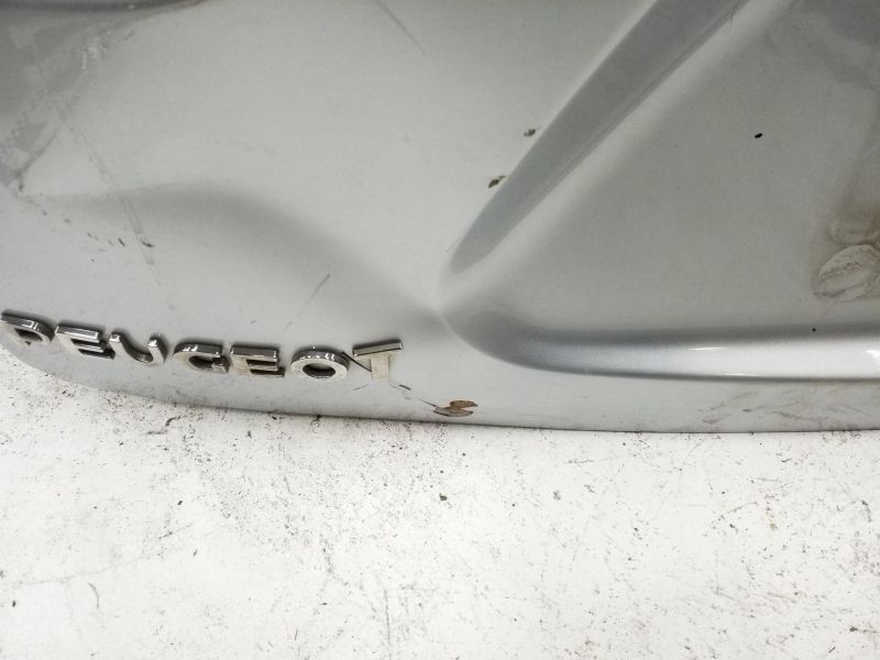 Крышка багажника Peugeot 4007