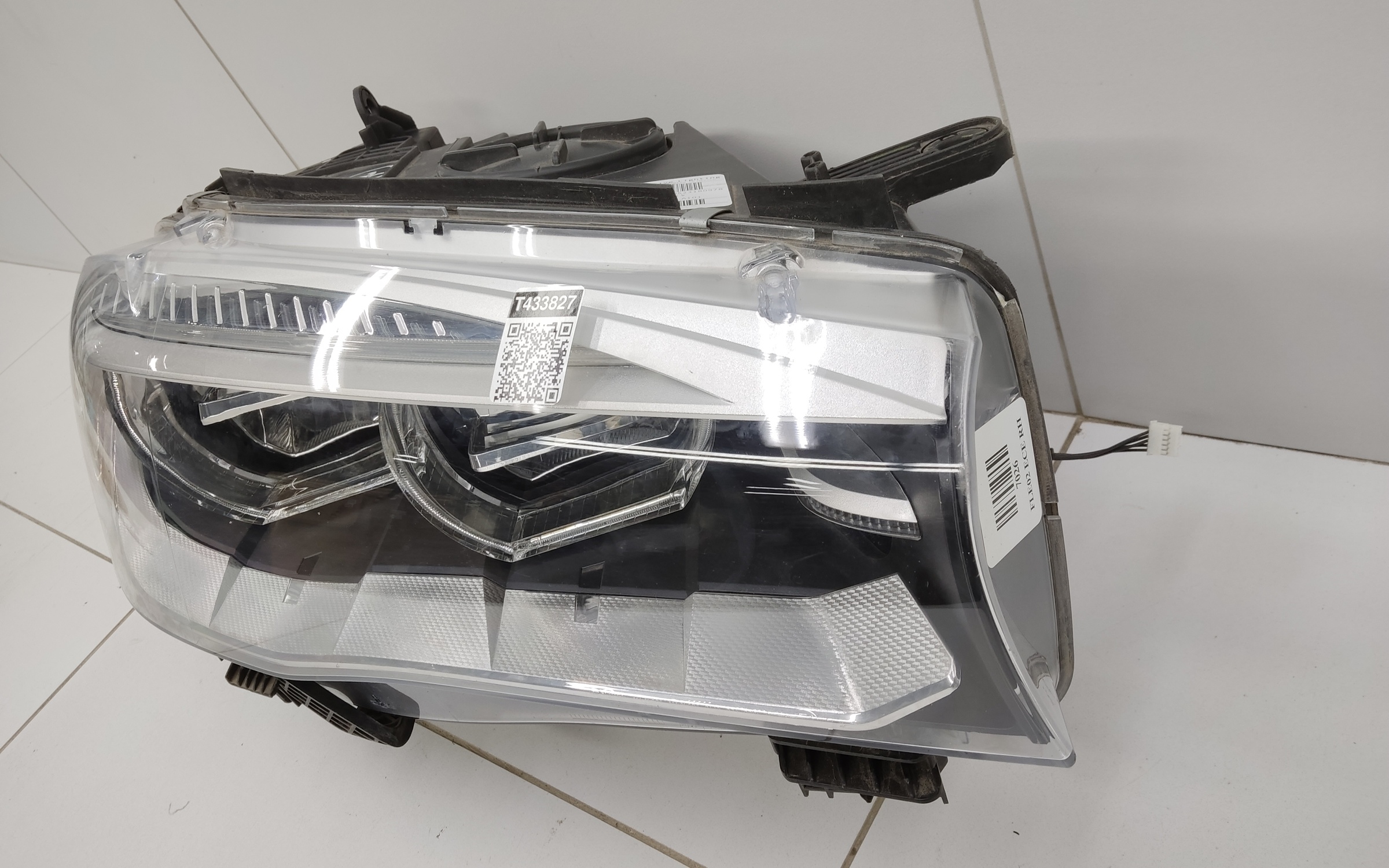 Фара передняя правая BMW X5 F15 LED адаптив