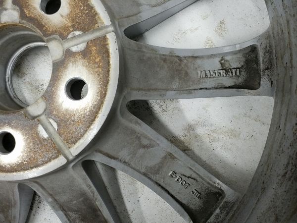 Диск колеса литой Maserati Levante R18 