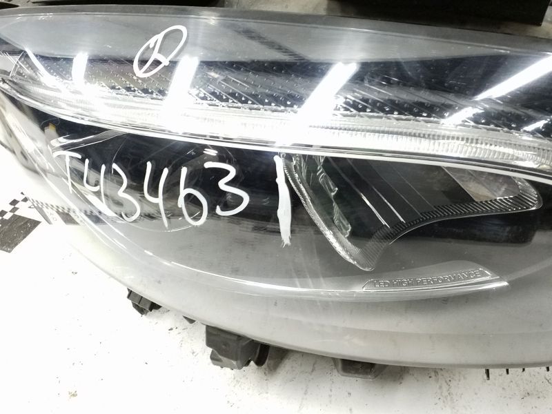 Фара передняя правая Mercedes-Benz B-Klasse W246 LED ДХО