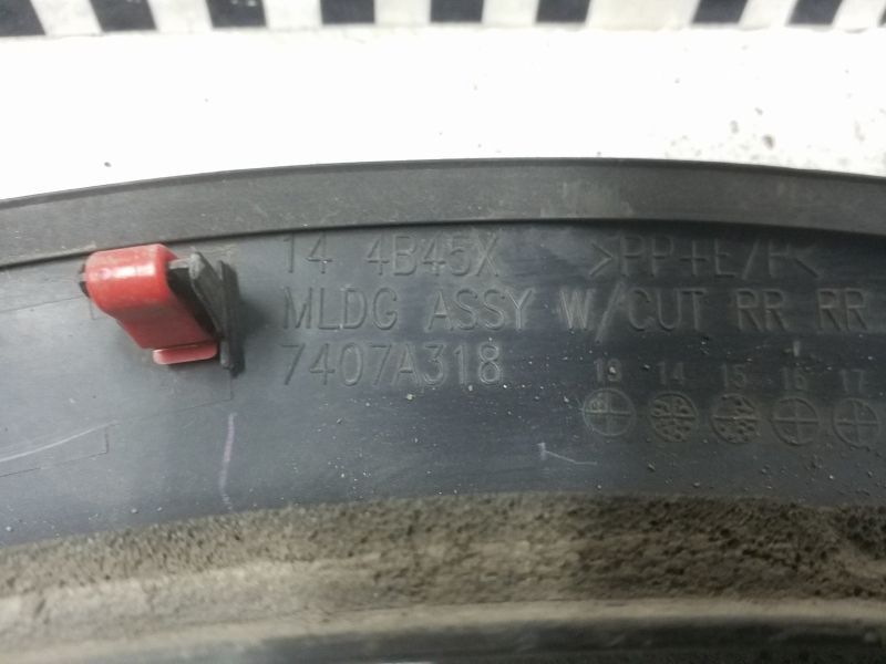 Накладка заднего бампера правая Mitsubishi Outlander 3 Restail