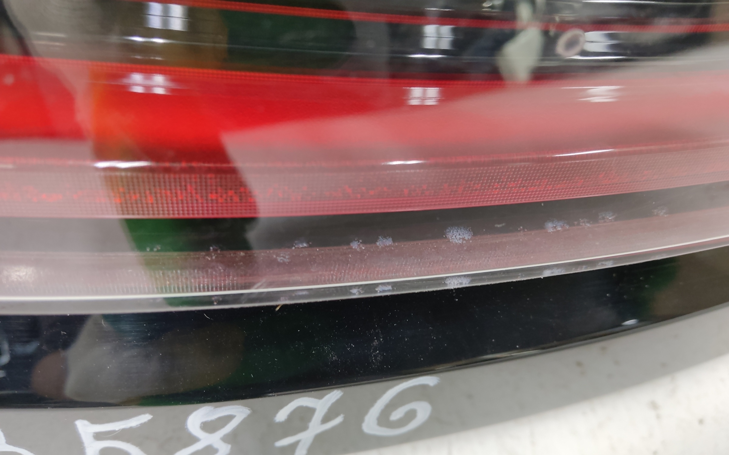 Фонарь задний правый наружный Range Rover Velar LED 