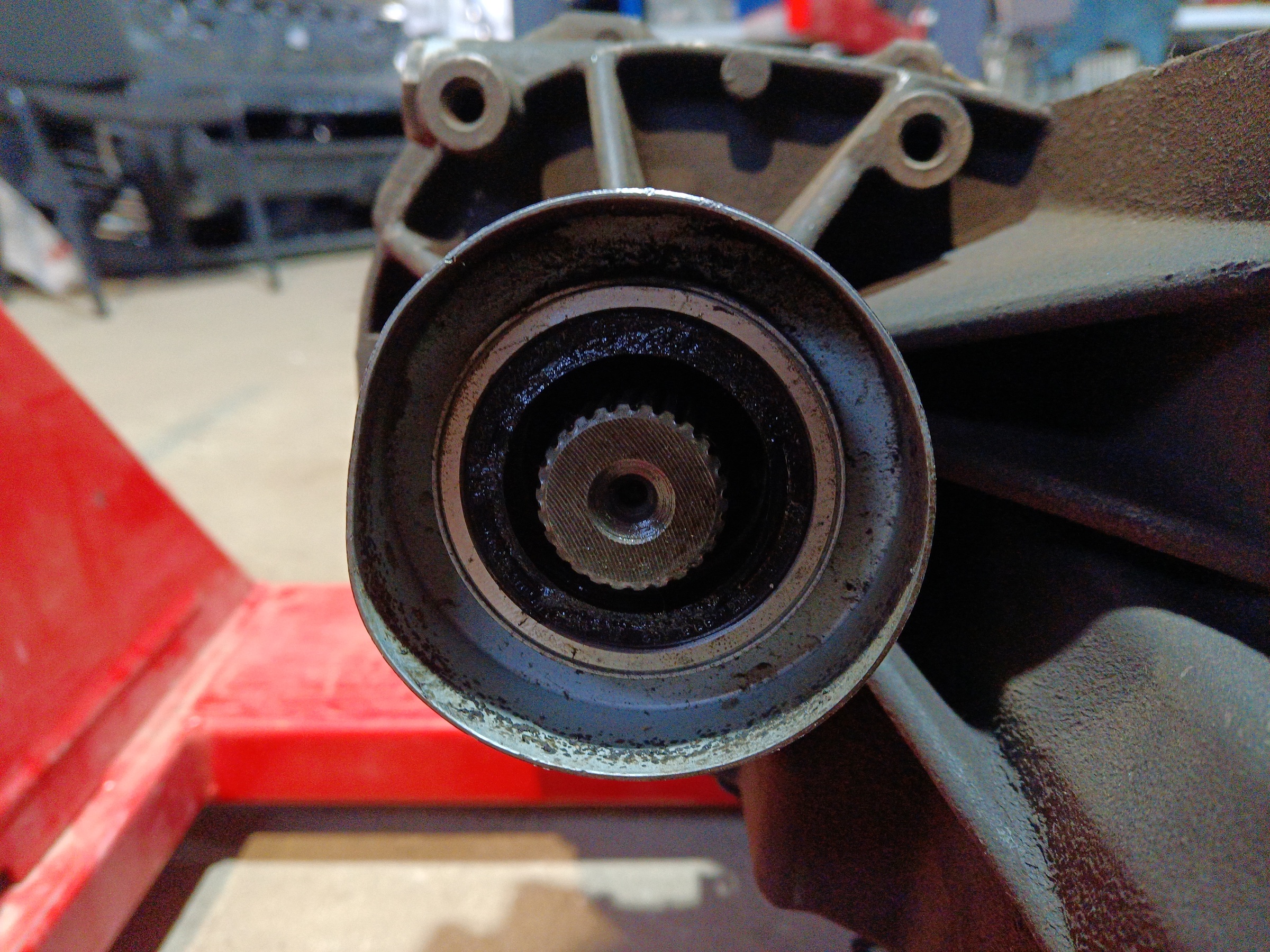 Коробка раздаточная Mitsubishi Pajero 4 